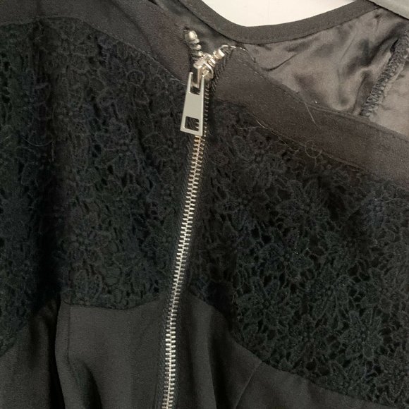 Forever 21 Dress Size S Halter Black Crochet Mini Faux Wrap Back Zipper NWT - Picture 7 of 9